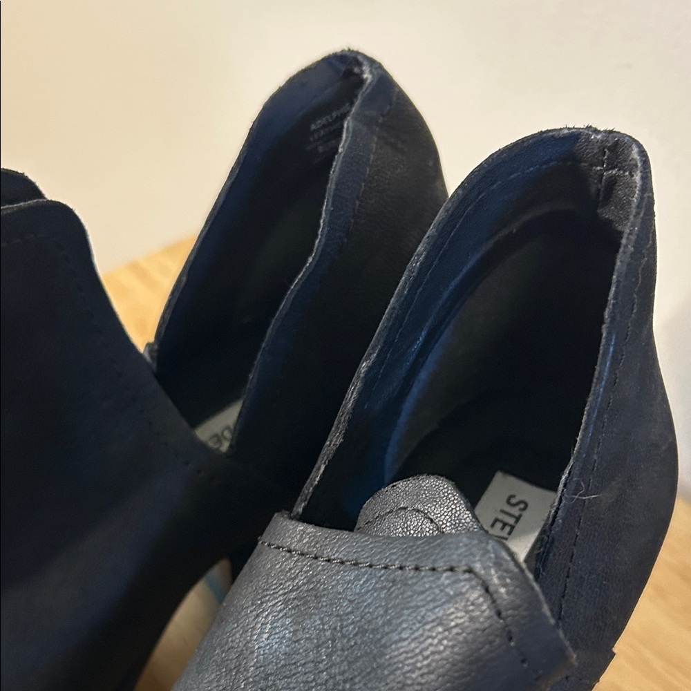 Steve Madden Black Ankle Booties - Picture 5 of 6